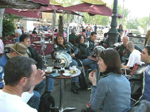 enmoABbDL0D03052005195402.jpg