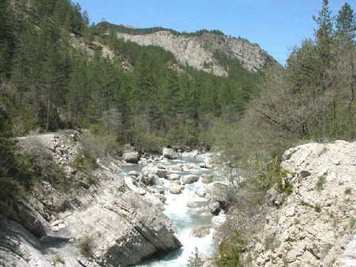 enmoABbDL0D03052005195432.jpg